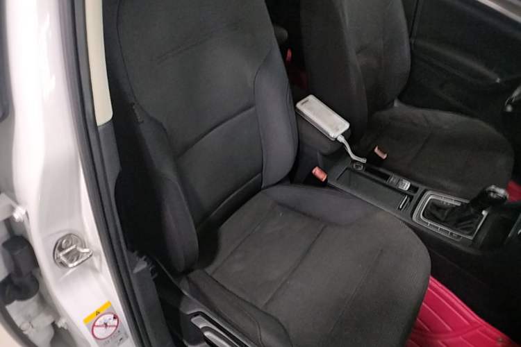 Used Volkswagen Golf 2015 1.4TSI Automatic Comfort Model Right Front Seat