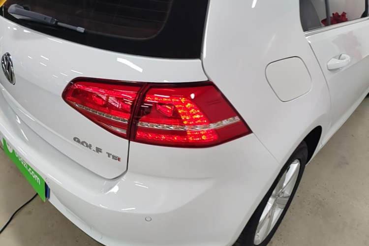 Used Volkswagen Golf 2015 1.4TSI Automatic Luxury Model Right Rear Taillight
