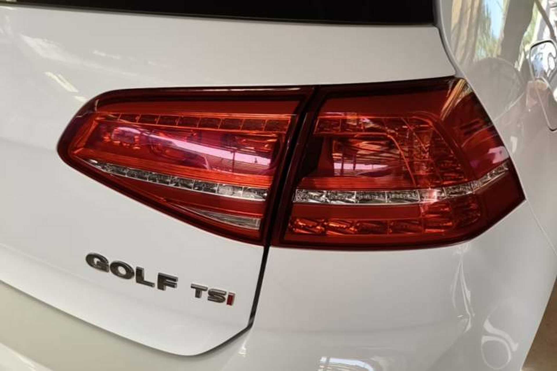Used Volkswagen Golf 2015 1.4TSI Automatic Comfort Model Right Rear Taillight