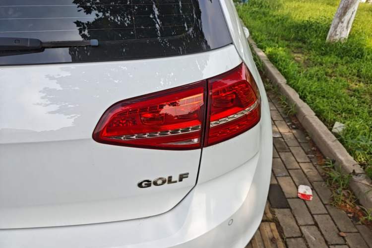 Used Volkswagen Golf 2015 1.6L Automatic Fashion Model Right Rear Taillight