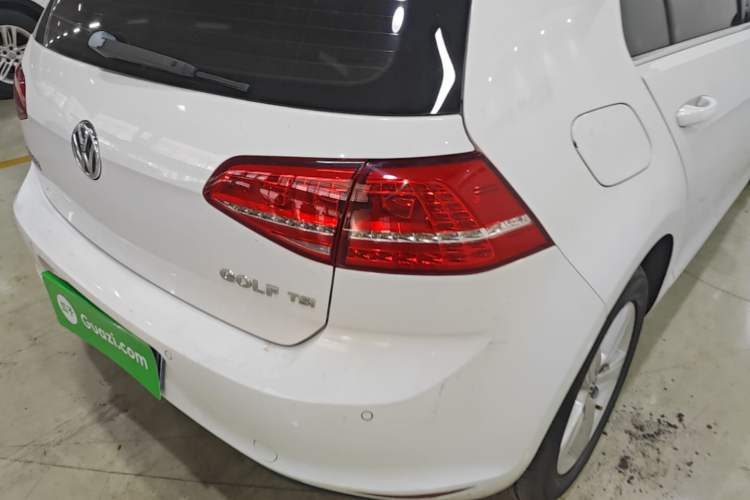 Used Volkswagen Golf 2015 1.2TSI Automatic Comfort Model Right Rear Taillight