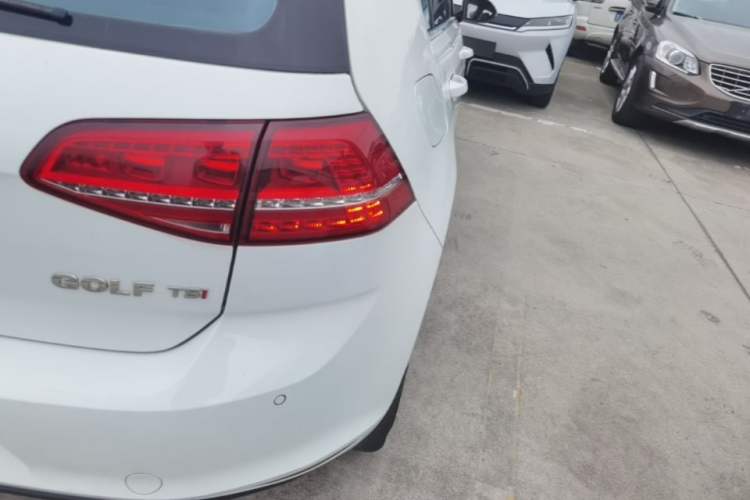 Used Volkswagen Golf 2015 1.4TSI Automatic Comfort Model Right Rear Taillight