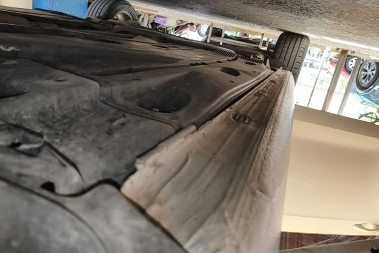 Used Volkswagen Golf 2015 1.4TSI Automatic Comfort Model Right Side Sill