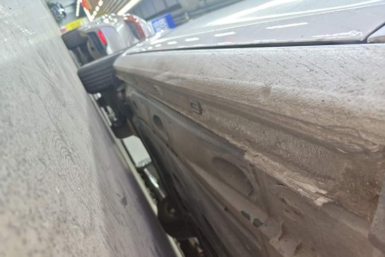 Used Volkswagen Golf 2015 1.4TSI Automatic Luxury Model Right Side Sill