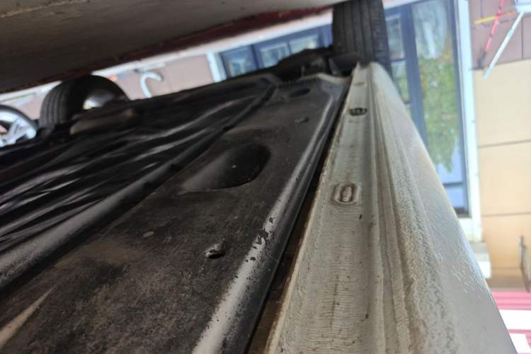 Used Volkswagen Golf 2015 1.4TSI Automatic Luxury Model Right Side Sill