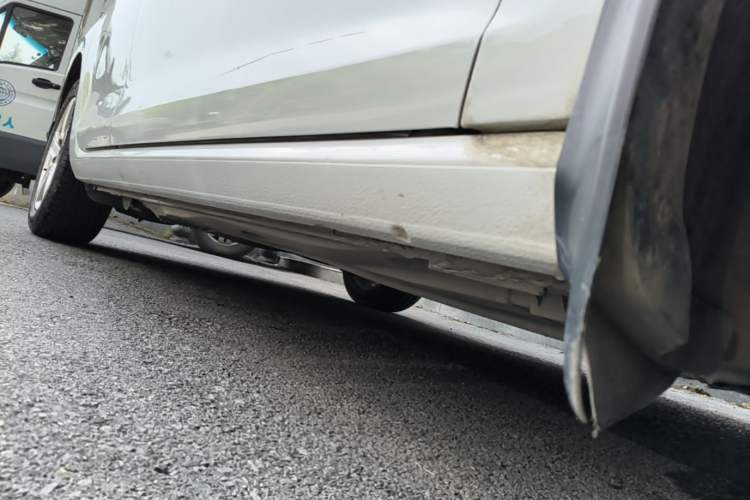 Used Volkswagen Golf 2015 1.4TSI Automatic Comfort Model Right Side Sill
