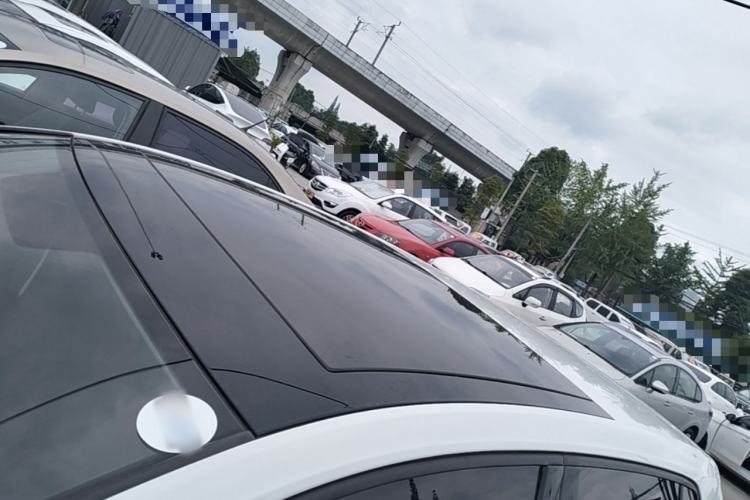Used Volkswagen Golf 2015 1.6L Automatic Comfort Model Roof