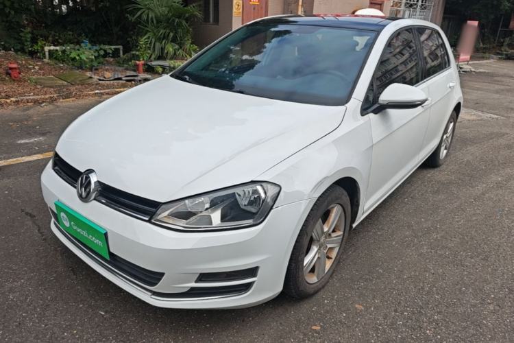Used Volkswagen Golf 2015 1.4TSI Automatic Comfort Model Guazi used car, China used car export, Used car for sale, Used  cars, Cheapest cars for sale