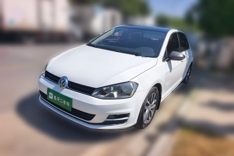 Used Volkswagen Golf 2015 1.4TSI Manual Comfort Model Guazi used car, China used car export, Used car for sale, Used cars, Cheapest cars for sale