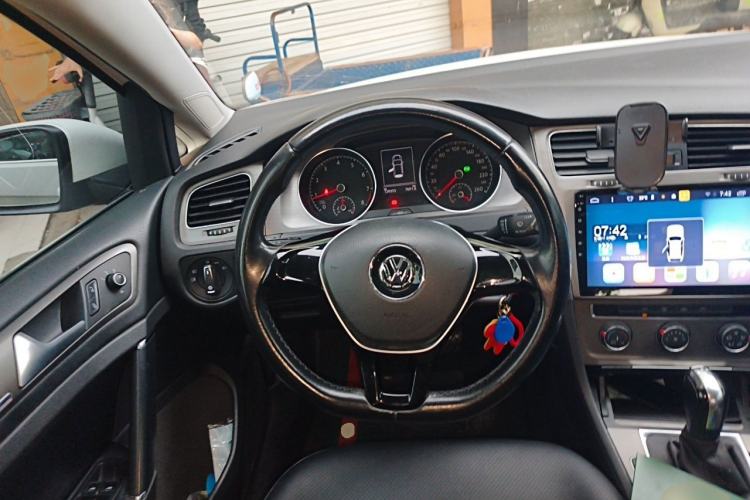Used Volkswagen Golf 2015 1.4TSI Automatic Comfort Model Steering Wheel
