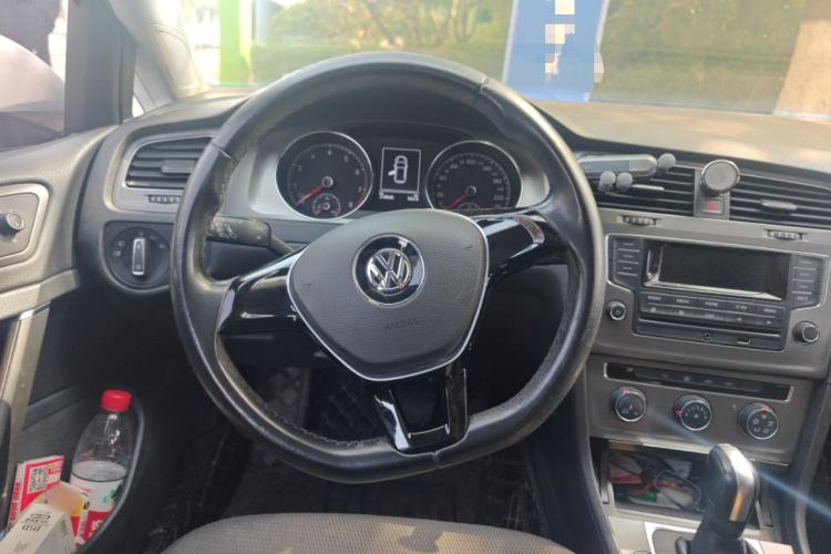Used Volkswagen Golf 2015 1.4TSI Automatic Comfort Model Steering Wheel