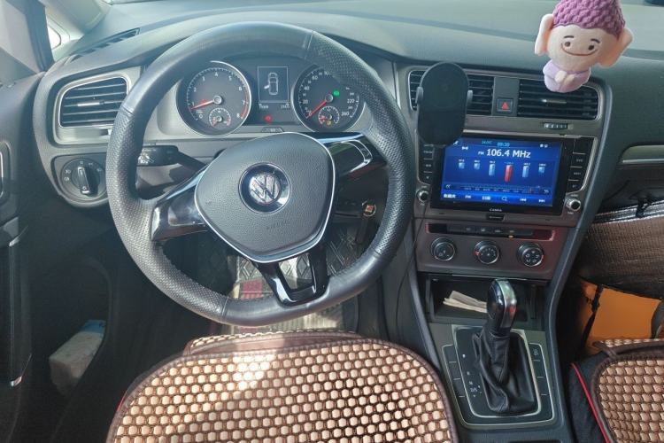 Used Volkswagen Golf 2015 1.4TSI Automatic Comfort Model Steering Wheel