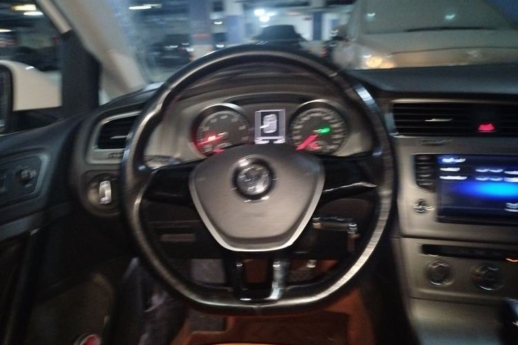 Used Volkswagen Golf 2015 1.4TSI Automatic Comfort Model Steering Wheel