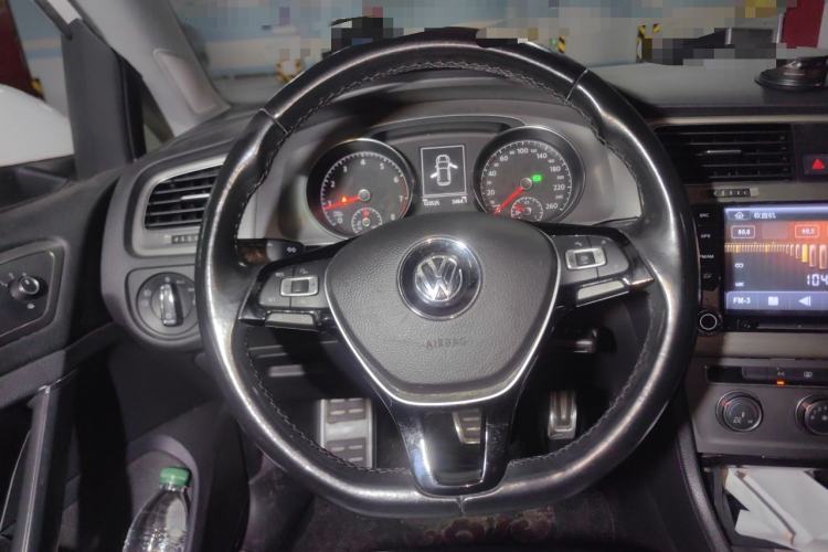 Used Volkswagen Golf 2015 1.4TSI Automatic Comfort Model Steering Wheel