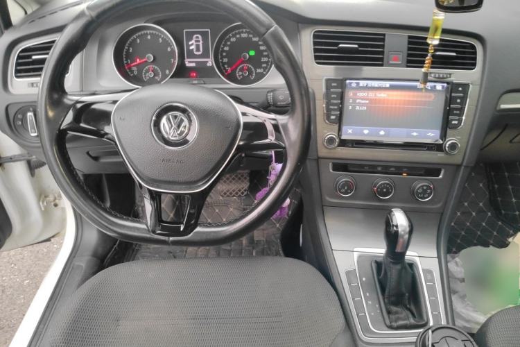 Used Volkswagen Golf 2015 1.4TSI Automatic Comfort Model Steering Wheel