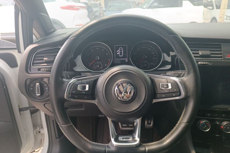 Used Volkswagen Golf 2015 1.4TSI Automatic R-Line Steering Wheel