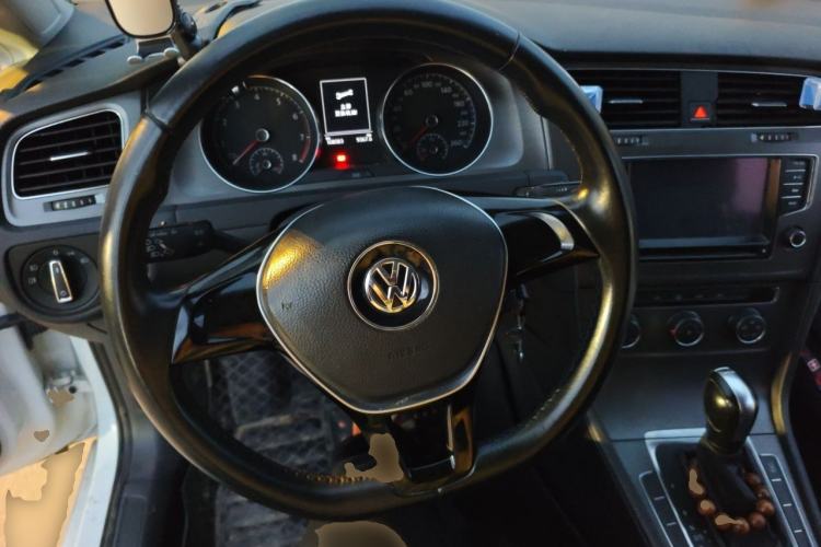 Used Volkswagen Golf 2015 1.4TSI Automatic Comfort Model Steering Wheel