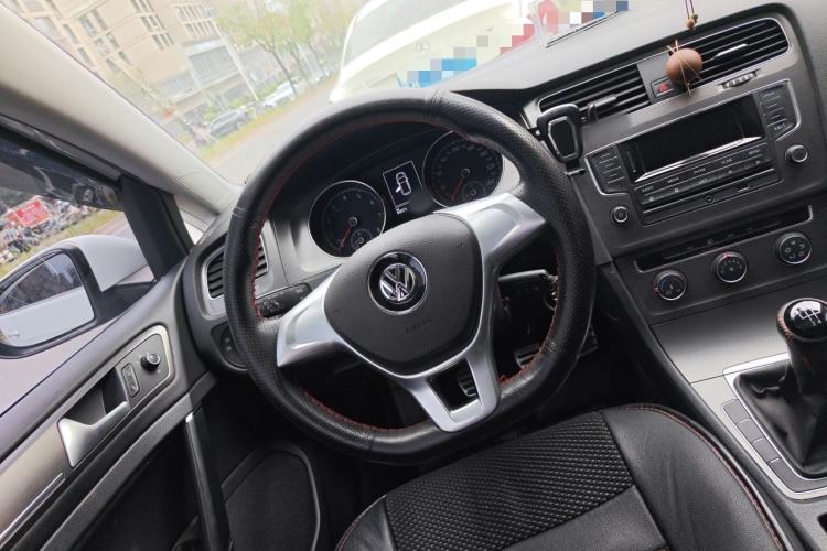 Used Volkswagen Golf 2015 1.4TSI Manual Comfort Model Steering Wheel