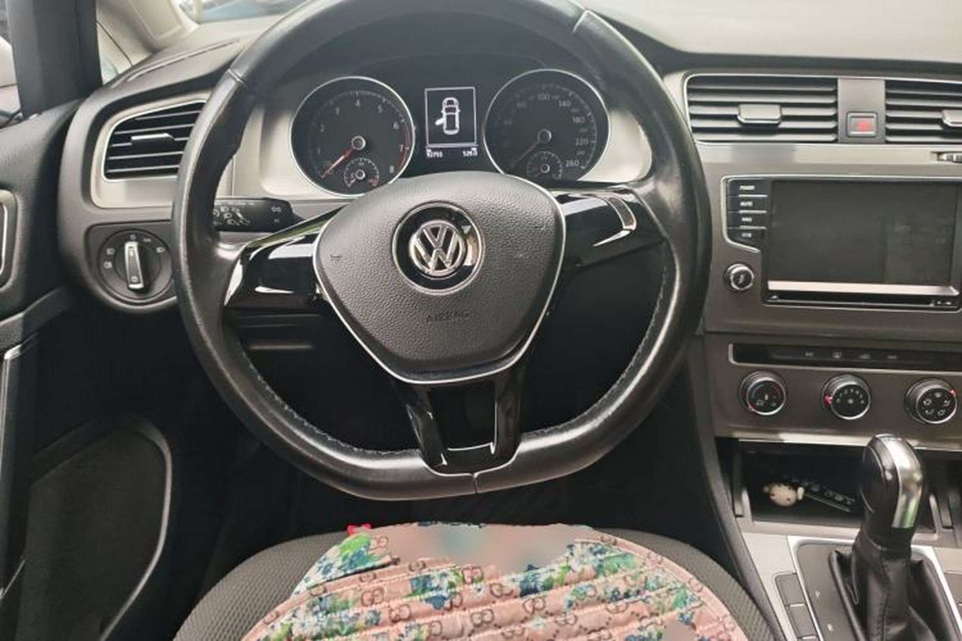 Used Volkswagen Golf 2015 1.4TSI Automatic Comfort Model Steering Wheel