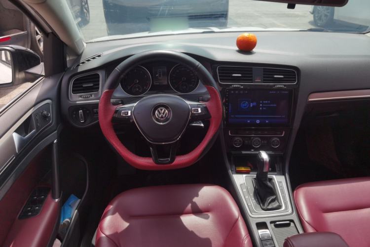 Used Volkswagen Golf 2015 1.4TSI Automatic Comfort Model Steering Wheel