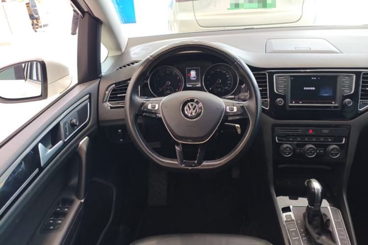 Used Volkswagen Golf 2015 1.4TSI Sportsvan Steering Wheel