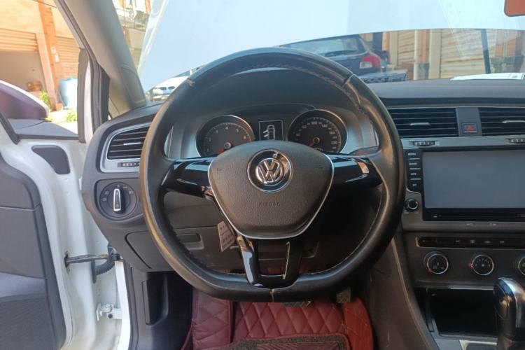 Used Volkswagen Golf 2015 1.4TSI Automatic Comfort Model Steering Wheel