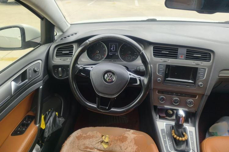 Used Volkswagen Golf 2015 1.4TSI Automatic Comfort Model Steering Wheel