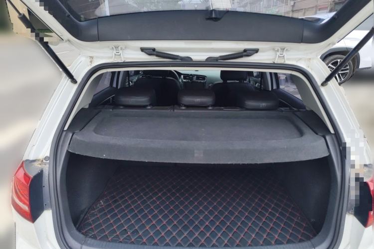 Used Volkswagen Golf 2015 1.4TSI Automatic Comfort Model Trunk