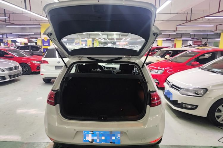 Used Volkswagen Golf 2015 1.4TSI Automatic Comfort Model Trunk