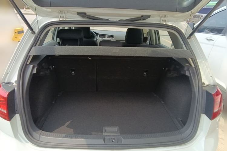 Used Volkswagen Golf 2015 1.4TSI Automatic Comfort Model Trunk