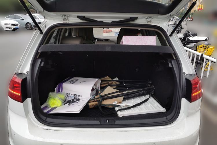 Used Volkswagen Golf 2015 1.4TSI Automatic Comfort Model Trunk