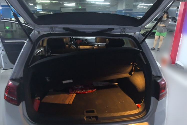 Used Volkswagen Golf 2015 1.4TSI Automatic Comfort Model Trunk