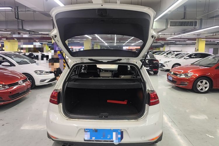 Used Volkswagen Golf 2015 1.4TSI Automatic Comfort Model Trunk