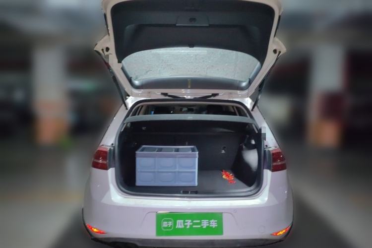 Used Volkswagen Golf 2015 1.4TSI Automatic Comfort Model Trunk