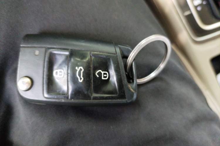 Used Volkswagen Golf 2015 1.4TSI Automatic Luxury Model Vehicle Key
