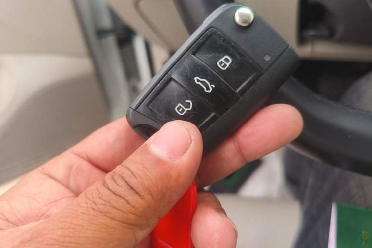 Used Volkswagen Golf 2015 1.4TSI Automatic Luxury Model Vehicle Key