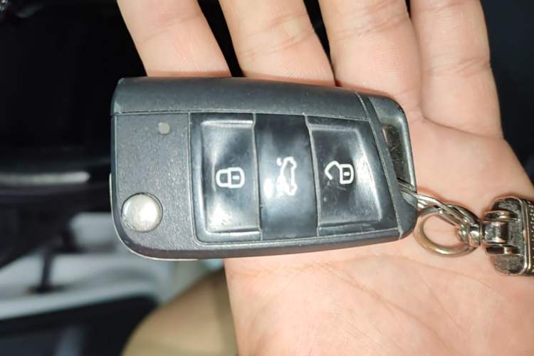 Used Volkswagen Golf 2015 1.4TSI Automatic Luxury Model Vehicle Key