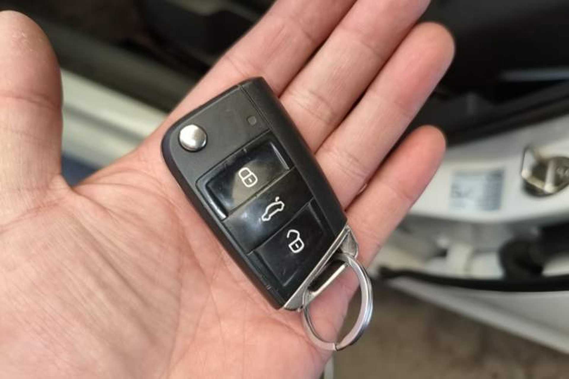 Used Volkswagen Golf 2015 1.4TSI Automatic Comfort Model Vehicle Key