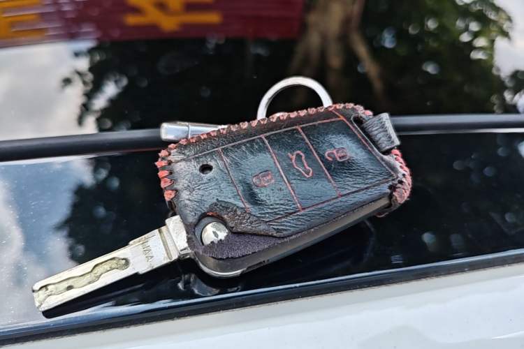 Used Volkswagen Golf 2015 1.6L Automatic Comfort Model Vehicle Key