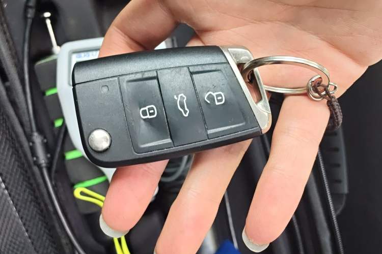 Used Volkswagen Golf 2015 1.4TSI Automatic Luxury Model Vehicle Key