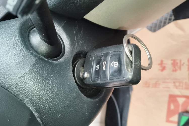 Used Volkswagen Golf 2015 1.6L Automatic Comfort Model Vehicle Key