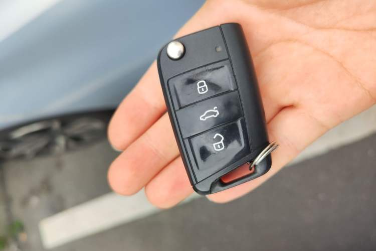 Used Volkswagen Golf 2015 1.4TSI Automatic Luxury Model Vehicle Key