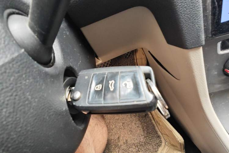 Used Volkswagen Golf 2015 1.6L Automatic Comfort Model Vehicle Key