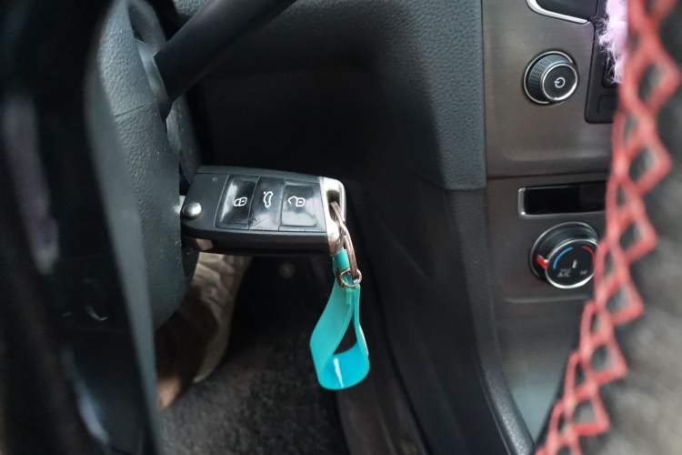 Used Volkswagen Golf 2015 1.4TSI Automatic Comfort Model Vehicle Key