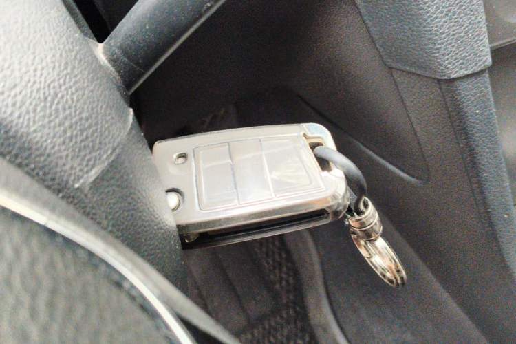 Used Volkswagen Golf 2015 1.4TSI Automatic Comfort Model Vehicle Key