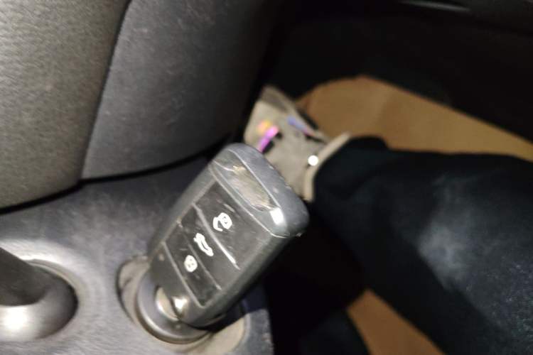 Used Volkswagen Golf 2015 1.4TSI Comfort Travel Edition Vehicle Key