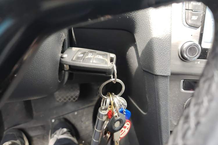 Used Volkswagen Golf 2015 1.6L Automatic Comfort Model Vehicle Key