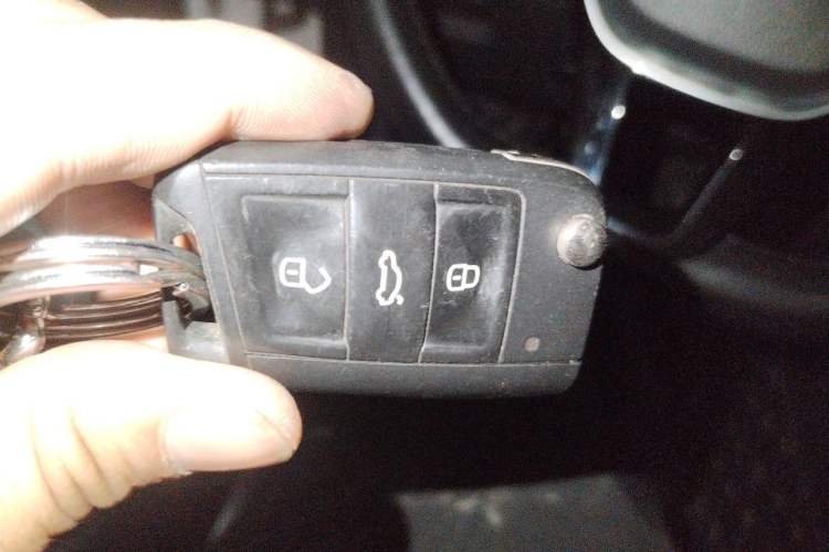 Used Volkswagen Golf 2015 1.4TSI Automatic Luxury Model Vehicle Key