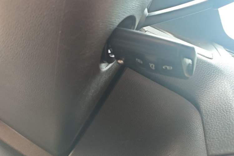 Used Volkswagen Golf 2015 1.4TSI Automatic Comfort Model Vehicle Key