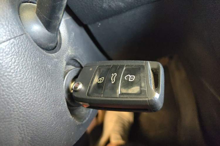 Used Volkswagen Golf 2015 1.4TSI Automatic Comfort Model Vehicle Key